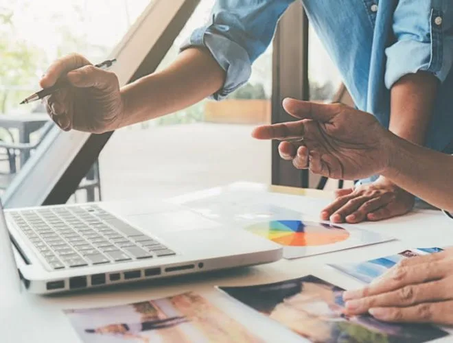 people taking part in a digital marketing meeting